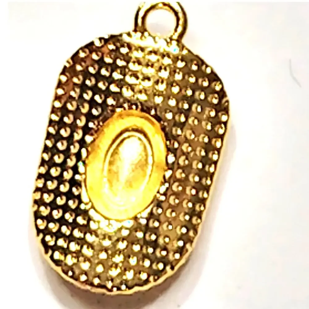 Cowboy Hat Charm Gold‑Tone Detailed Design 3/4